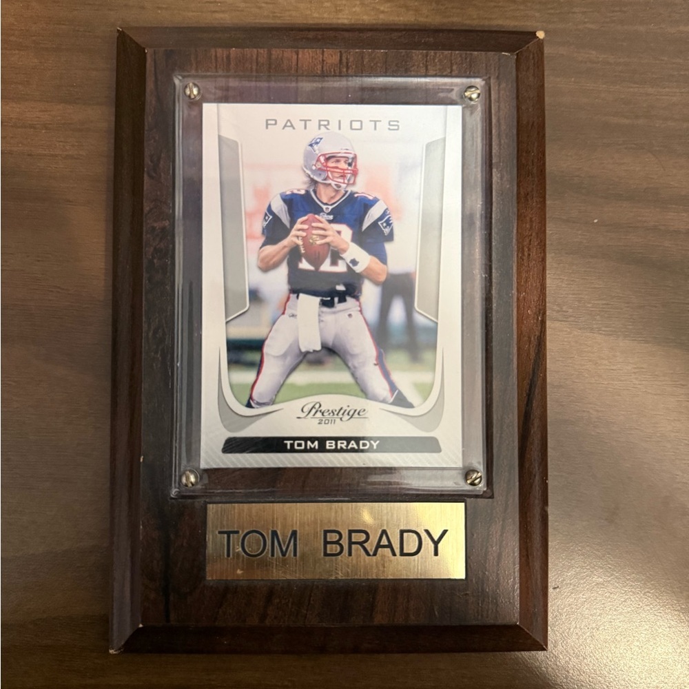 New England Patriots Tom Brady Wooden Plaque with Football Card Vintage - Picture 3 of 5